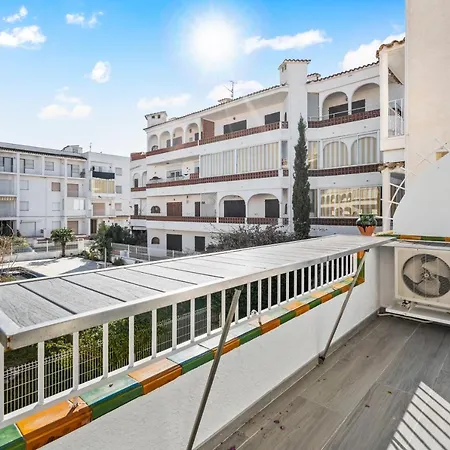 Apartamento Welcs -013- Con Terraza Y Piscina Empuriabrava