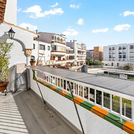 Apartamento Welcs -013- Con Terraza Y Piscina Apartment Empuriabrava